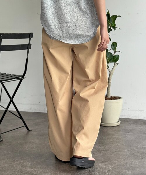 CPCM(シーピーシーエム)の「高機能2タックスラックス(その他パンツ・レディース・グリーン/ベージュ/グレー/ブラック・MEDIUM/LARGE)」の11枚目の写真