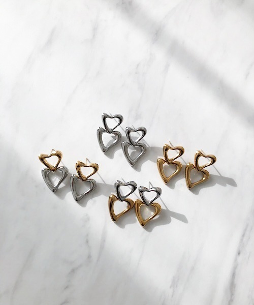 TIMELESS&THREE(タイムレスアンドスリー)の「ダブルオープンハートピアス(ピアス(両耳用)・レディース・ゴールド系/シルバー/シルバー系/ゴールド・FREE)」の7枚目の写真