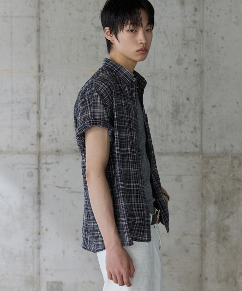 P.IN.O(ピインオ)の「シェイドチェックハーフシャツ - ネイビー(シャツ/ブラウス・メンズ・その他・MEDIUM/LARGE/X-LARGE)」の4枚目の写真