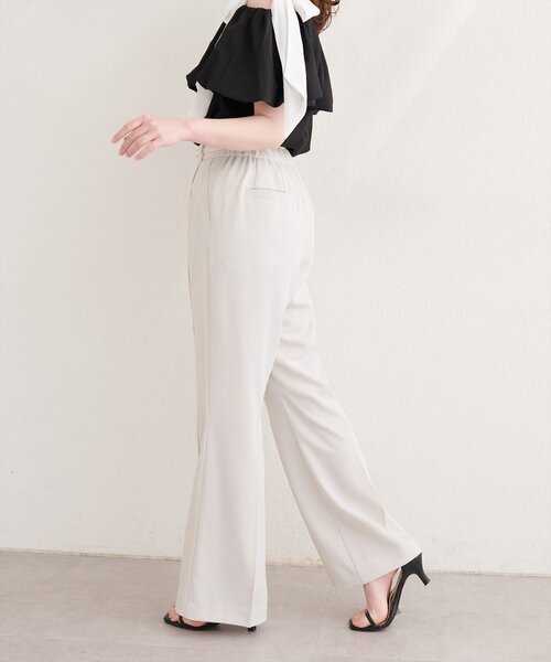 natural couture(ナチュラルクチュール)の「〈osono〉美シルエットハイウエストベルト付きパンツ(その他パンツ・レディース・チャコールグレー/ネイビー/ブラック/アイボリー・MEDIUM/LARGE)」の13枚目の写真