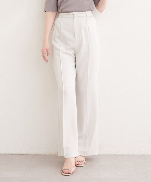 natural couture(ナチュラルクチュール)の「〈osono〉美シルエットハイウエストベルト付きパンツ(その他パンツ・レディース・チャコールグレー/ネイビー/ブラック/アイボリー・MEDIUM/LARGE)」の6枚目の写真