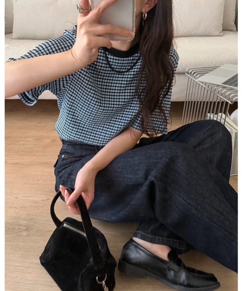 classicalelf(クラシカルエルフ)の「ぽこぽこが可愛い!ストレッチ素材シャーリングギンガムチェックトップス(半袖)(Tシャツ/カットソー・レディース・ライトブルー/ピンク/ブルー/イエロー/オフホワイト・X-LARGE/LARGE/SMALL/MEDIUM)」の10枚目の写真
