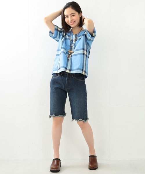 BEAMS BOY(ビームスボーイ)の「BEAMS BOY / ボーイ ビッグタータンチェック 半袖シャツ(シャツ/ブラウス・レディース・ナチュラル/サックスブルー/ネイビー・ONE SIZE)」の8枚目の写真