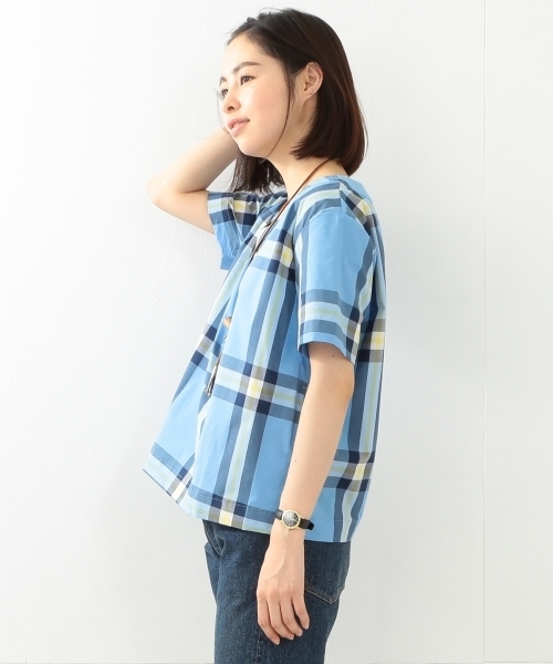 BEAMS BOY(ビームスボーイ)の「BEAMS BOY / ボーイ ビッグタータンチェック 半袖シャツ(シャツ/ブラウス・レディース・ナチュラル/サックスブルー/ネイビー・ONE SIZE)」の9枚目の写真