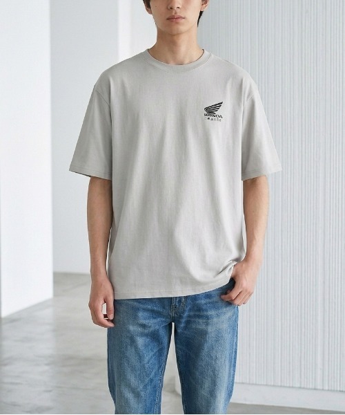 sanrio(サンリオ)の「【HONDA/ホンダ×Sanrio/サンリオ】HONDA×はぴだんぶい コラボ半袖プリントTシャツ(DRY)はぴだんぶい スーパーカブ フロント&バックプリント 半袖Tシャツ / ユニセックス(Tシャツ/カットソー・メンズ・ブラック/ダークグリーン/グレイッシュベージュ/オートミール・LARGE/MEDIUM)」の21枚目の写真