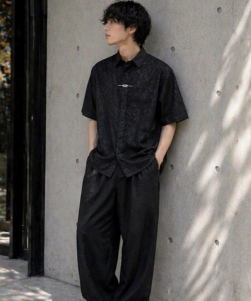 VIBGYOR(ヴィブジョー)の「【Bls】 【ZM】【Bling Leads】フックデザイン チャイナドレスシャツ(BL)(シャツ/ブラウス・メンズ・ブラック/ホワイト・LARGE/MEDIUM)」の4枚目の写真