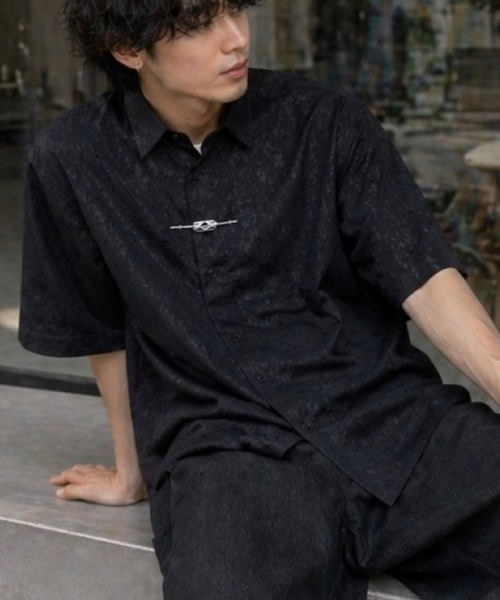 VIBGYOR(ヴィブジョー)の「【Bls】 【ZM】【Bling Leads】フックデザイン チャイナドレスシャツ(BL)(シャツ/ブラウス・メンズ・ブラック/ホワイト・LARGE/MEDIUM)」の15枚目の写真