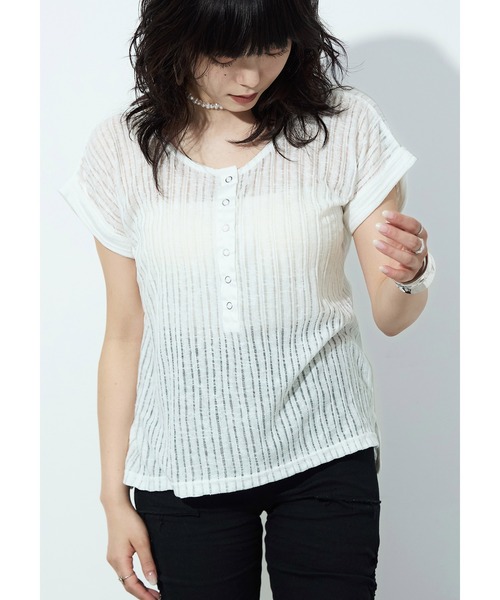 Fashion Letter(ファッションレター)の「針抜きシアーリブ ヘンリーネックカットソー(Tシャツ/カットソー・レディース・オフホワイト/ブラック/チャコール/モカ・M)」の6枚目の写真