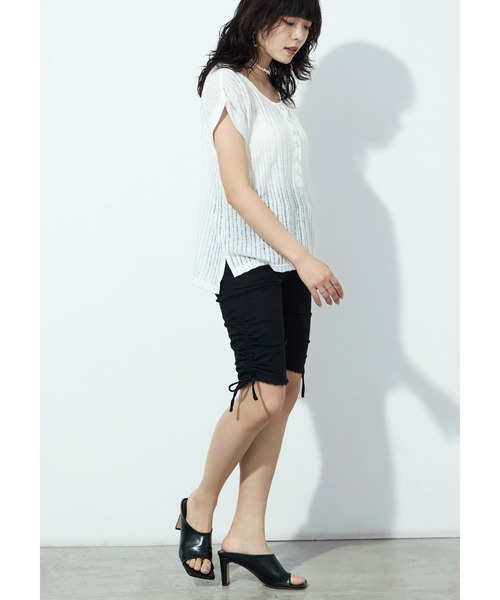 Fashion Letter(ファッションレター)の「針抜きシアーリブ ヘンリーネックカットソー(Tシャツ/カットソー・レディース・オフホワイト/ブラック/チャコール/モカ・M)」の9枚目の写真