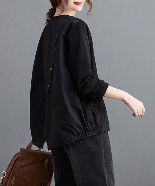 ReRe（リリ）の「バックボタンデザイントップス（Tシャツ/カットソー・レディース・カーキ/ブラック・MEDIUM/LARGE）」の7枚目の写真