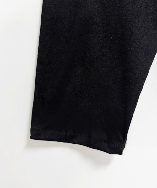 ReRe（リリ）の「バックボタンデザイントップス（Tシャツ/カットソー・レディース・カーキ/ブラック・MEDIUM/LARGE）」の13枚目の写真