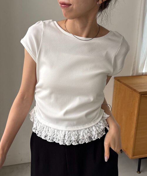 CAPRICIEUX LE'MAGE(カプリシューレマージュ)の「【前後2way】裾レースミニ袖T(Tシャツ/カットソー・レディース・ホワイト/ブラック/グレー・FREE)」の1枚目の写真