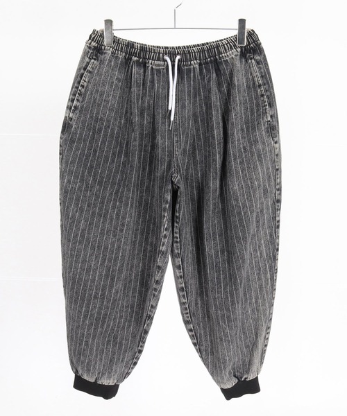 CAMBIO(カンビオ)の「mp15208-Chemical Stripe Tucked Balloon Pants バルーンデニムパンツ(MIU-262-011)(デニムパンツ・メンズ・ブラック系その他/ネイビー系・S/M/L)」の22枚目の写真
