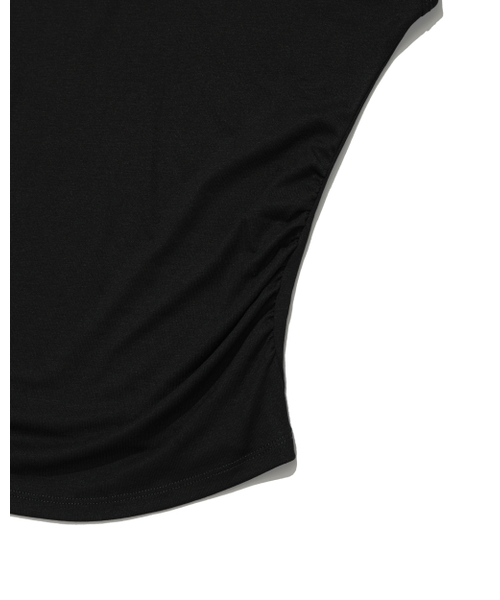 MOAA(モア)の「サイドシェアリングVネックキャップスリーブTシャツ(Tシャツ/カットソー・レディース・タン/スカイブルー/ブラック/ホワイト・MEDIUM/SMALL)」の8枚目の写真