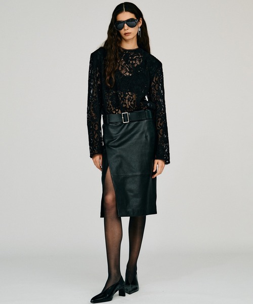 PRANK PROJECT(プランクプロジェクト)の「【2026Autumn Pre-Order】ショルダーパッドコンビレースブラウス / Shoulder Pad Combination Lace Blouse(シャツ/ブラウス・レディース・ブラック/ホワイト・FREE)」の6枚目の写真