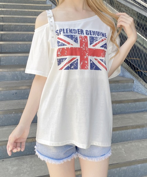 INGNI（イング）の「肩ベルト付ユニオンジャックグラフィックトップス（Tシャツ/カットソー・レディース・ブラック/オフホワイト/グレー・M）」の4枚目の写真