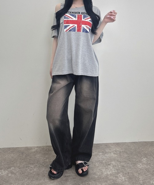 INGNI（イング）の「肩ベルト付ユニオンジャックグラフィックトップス（Tシャツ/カットソー・レディース・ブラック/オフホワイト/グレー・M）」の21枚目の写真