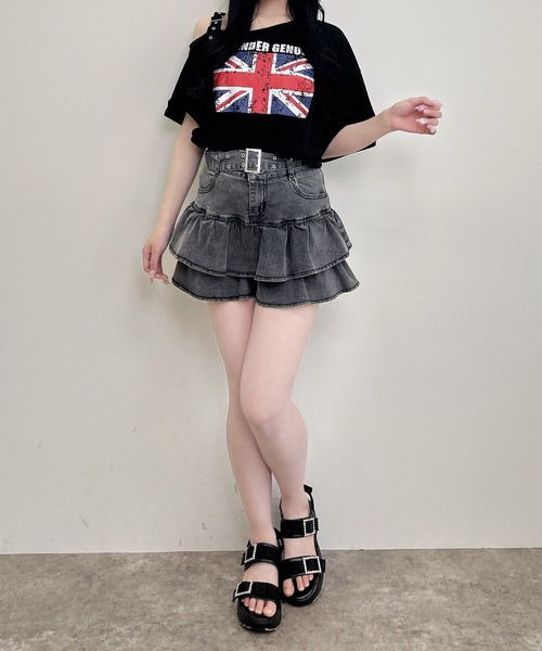 INGNI（イング）の「肩ベルト付ユニオンジャックグラフィックトップス（Tシャツ/カットソー・レディース・ブラック/オフホワイト/グレー・M）」の16枚目の写真