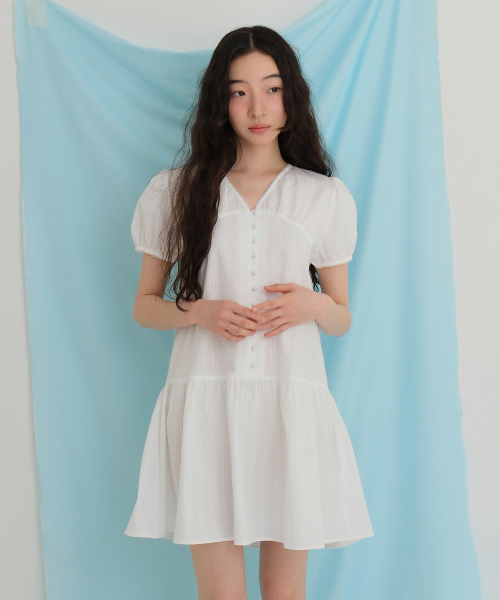 MOUI(モウイ)の「Sophie ops (IVORY)(ワンピース・レディース・その他・FREE)」の1枚目の写真