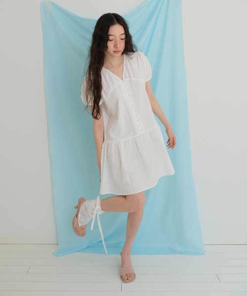 MOUI(モウイ)の「Sophie ops (IVORY)(ワンピース・レディース・その他・FREE)」の3枚目の写真