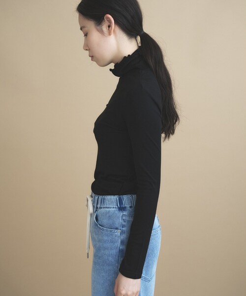 cloenc(クロエンス)の「【手洗い可】ウール混 ハイネックカットソー(Tシャツ/カットソー・レディース・ベージュ系その他7/グレー系4/ブラック/レッド系1・02)」の21枚目の写真