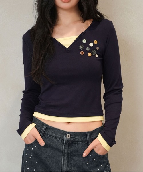 sedacle girl(セダクルガール)の「レイヤードボタンロンT(Tシャツ/カットソー・レディース・ネイビー/グレー/ダークブラウン・SMALL/MEDIUM)」の1枚目の写真