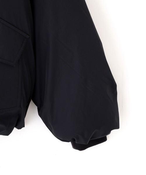 Alpha Industries(アルファインダストリーズ)の「Alpha Industries/アルファ インダストリーズ/LEE RELAXED FIT PUFFER/リー リラックスフィット パファー(ブルゾン・メンズ・ブラック・2XL/XL/L/M/S)」の6枚目の写真