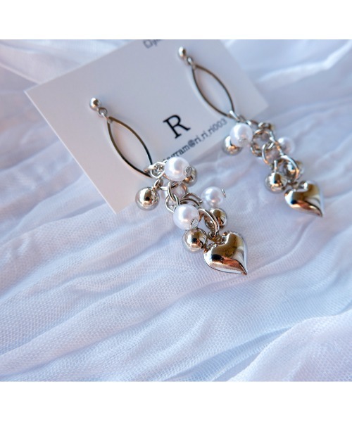 tone（トーン）の「【R】1094　ハートシルバーピアス(MA)（ピアス（両耳用）・レディース・シルバー・FREE）」の3枚目の写真