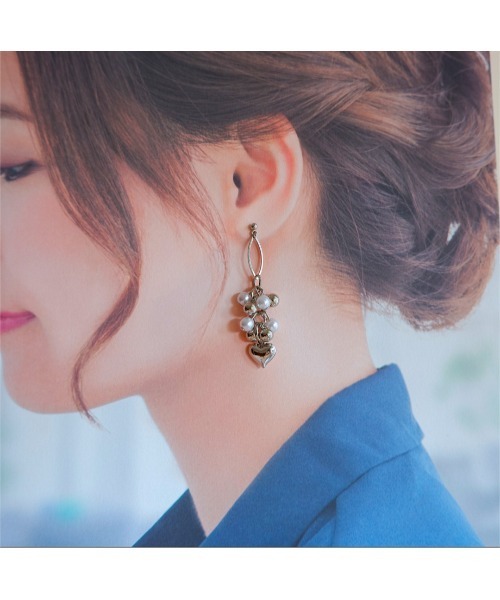 tone（トーン）の「【R】1094　ハートシルバーピアス(MA)（ピアス（両耳用）・レディース・シルバー・FREE）」の5枚目の写真