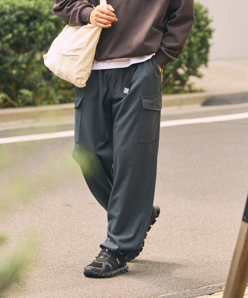 THE CRAFT CREW PRODUCTS(ザクラフトクループロダクツ)の「【EPIX MOTIONシリーズ】<セットアップ対応>マルチファンクショナル ウェビングベルト ドローコード イージー カーゴパンツ / 吸水速乾・アンチピリング・UVカット・イージーケア【THE CRAFT CREW PRODUCTS】(カーゴパンツ・メンズ・ブラック/チャコール/ベージュ/ダークオリーブ・S/M/L)」の6枚目の写真