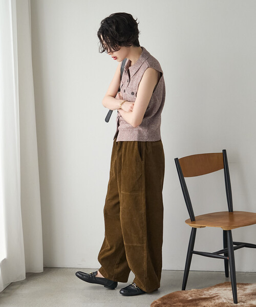 FREAK'S STORE(フリークスストア)の「コーデュロイバルーンパンツ(その他パンツ・レディース・ネイビー/ワイン/ベージュ/オフホワイト・MEDIUM/SMALL)」の16枚目の写真