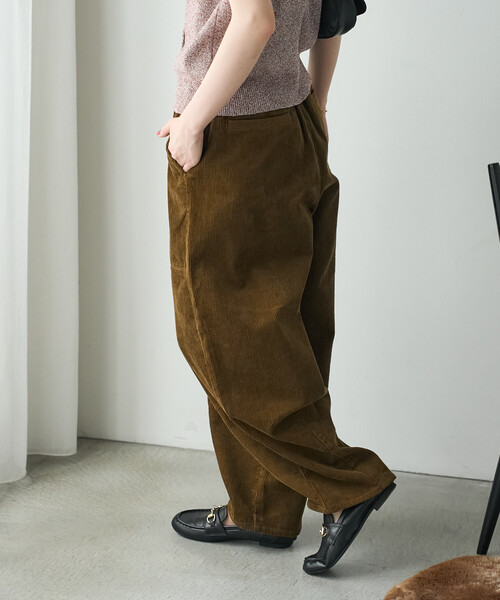 FREAK'S STORE(フリークスストア)の「コーデュロイバルーンパンツ(その他パンツ・レディース・ネイビー/ワイン/ベージュ/オフホワイト・MEDIUM/SMALL)」の21枚目の写真