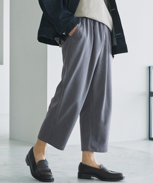MONO-MART(モノマート)の「ワイドパンツ テーパードスラックス withドローコード/ウエストギャザー(スラックス)」|チャコールグレー