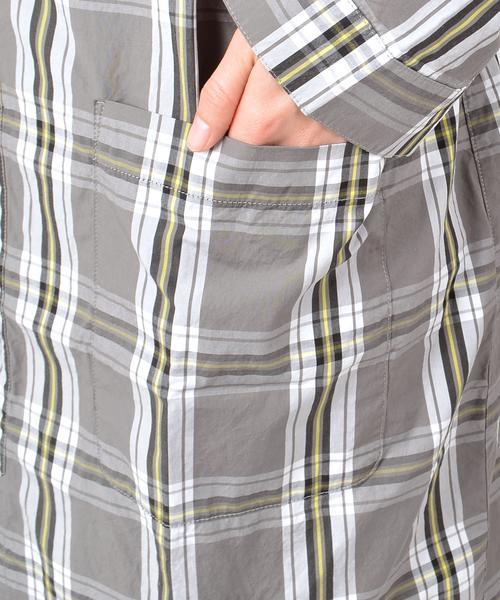 SHIPS Days(シップスデイズ)の「【別注】Villon'd: ガウン (チェック柄)(ルームウェア/パジャマ・レディース・グレー・ONE SIZE)」の7枚目の写真