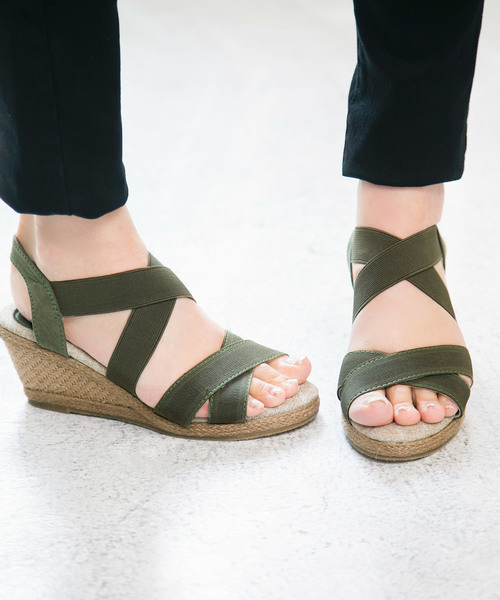 KOBE LETTUCE（コウベレタス）の「7cmウェッジソールクロスゴムジュートサンダル（サンダル・レディース・ブラック系その他/シルバー/ブラック/カーキ/ピンク/パイソン/ベージュ/ブラック系その他2/オレンジ/ベージュ系その他/グレイッシュベージュ/ブルー系その他/シルバー系その他/その他1/ブルー系その他2/ブラック系その他4/ブラック系その他3/ベージュ系その他2/ベージュ系その他3/ゴールド/ローズ/ブラウン系その他2/ブラウン系その他/ブルー系その他3/ブラウン/ブラック系/ネイビー系・M/L/S/LL）」の15枚目の写真