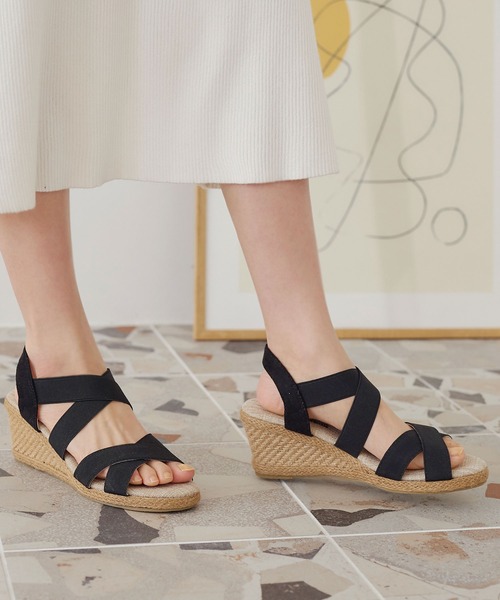 KOBE LETTUCE（コウベレタス）の「7cmウェッジソールクロスゴムジュートサンダル（サンダル・レディース・ブラック系その他/シルバー/ブラック/カーキ/ピンク/パイソン/ベージュ/ブラック系その他2/オレンジ/ベージュ系その他/グレイッシュベージュ/ブルー系その他/シルバー系その他/その他1/ブルー系その他2/ブラック系その他4/ブラック系その他3/ベージュ系その他2/ベージュ系その他3/ゴールド/ローズ/ブラウン系その他2/ブラウン系その他/ブルー系その他3/ブラウン/ブラック系/ネイビー系・M/L/S/LL）」の5枚目の写真