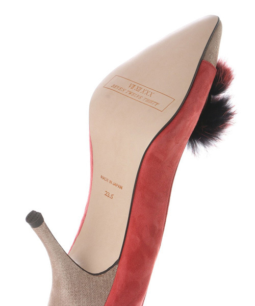 SEVEN TWELVE THIRTY(セヴントゥエルヴサーティー)の「【SEVEN TWELVE THIRTY】ラビットファー・ハイヒールパンプス(パンプス・レディース・ブラック系その他/グレイッシュベージュ/レッド系その他/ベージュ系その他/ブラウン・23cm/24cm/22cm/23.5cm/24.5cm/22.5cm)」の10枚目の写真