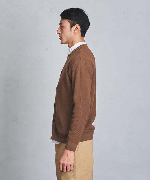 UNITED ARROWS（ユナイテッドアローズ）の「UASB アクリル コットン アゼ クルーネック カーディガン（ニット/セーター・メンズ・ブラック/ブラウン/ホワイト・SMALL/X-LARGE/MEDIUM/LARGE）」の6枚目の写真