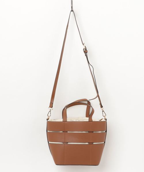 INTERPLANET(インタープラネット)の「コンビトートバッグ(ショルダーバッグ・レディース・ブラック/オフホワイト/キャメル・フリー)」の1枚目の写真