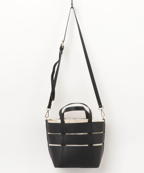 INTERPLANET(インタープラネット)の「コンビトートバッグ(ショルダーバッグ・レディース・ブラック/オフホワイト/キャメル・フリー)」の6枚目の写真