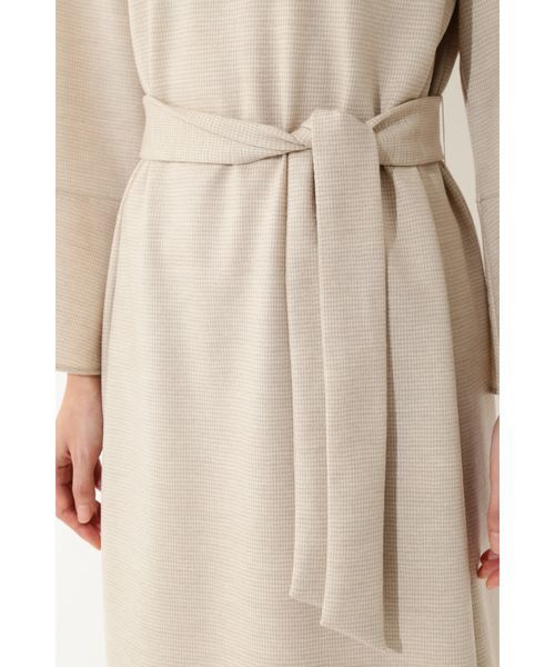 22 OCTOBRE（ヴァンドゥ－オクトーブル）の「フレアスリーブワンピース（ワンピース・レディース・ネイビー/グレー系その他/グレイッシュベージュ・38/40）」の19枚目の写真