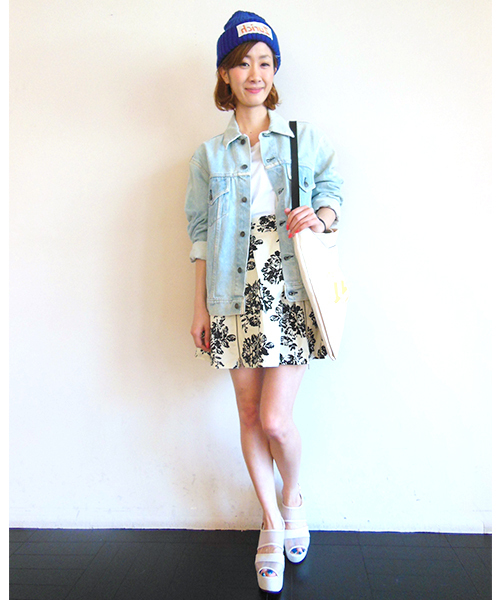 WHO'S WHO gallery(フーズフーギャラリー)の「モノトーン花柄フレアスカート(スカート・レディース・ホワイト/ブラック・FREE)」の6枚目の写真