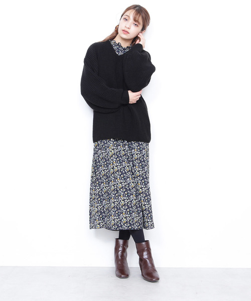 N.(N. Natural Beauty Basic)(エヌエヌナチュラルビューティーベーシック)の「アゼゆったりニット(ニット/セーター・レディース・ブラック/ベージュ/ブルー/カーキ・MEDIUM)」の5枚目の写真
