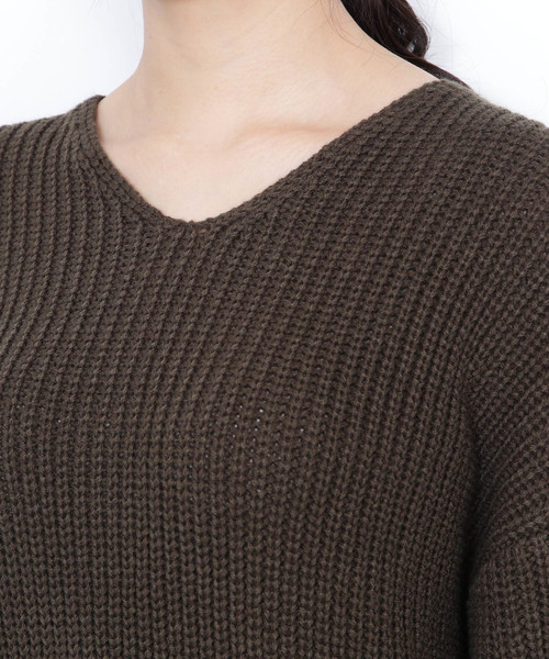 N.(N. Natural Beauty Basic)(エヌエヌナチュラルビューティーベーシック)の「アゼゆったりニット(ニット/セーター・レディース・ブラック/ベージュ/ブルー/カーキ・MEDIUM)」の21枚目の写真