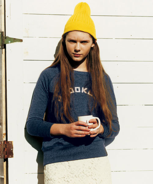 green label relaxing（グリーンレーベルリラクシング）の「GC USA ガーゼ ウラケ プリント POスウェット（スウェット・レディース・オフホワイト/グレー/ネイビー・フリー）」の3枚目の写真