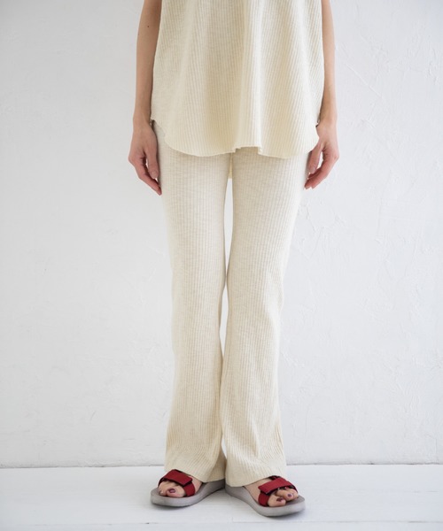 Munich(ミューニック)の「ストレッチスラブリブ スリットレギンス【セットアップ可】(その他パンツ・レディース・ブラック/カーキ/アイボリー・FREE)」の16枚目の写真