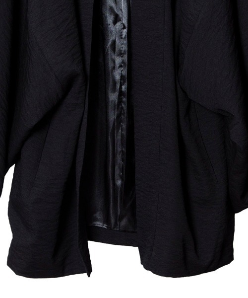 NO ID.(ノーアイディ)の「mcg2563-ワイドスリーブガウン(カーディガン/ボレロ・メンズ・ブラック/グレー・ONE SIZE)」の5枚目の写真