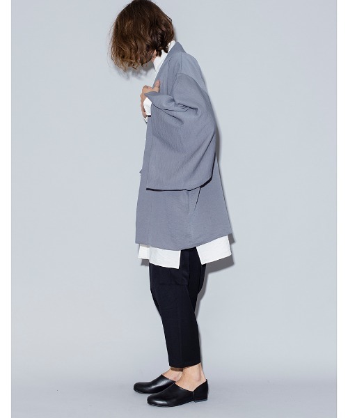 NO ID.(ノーアイディ)の「mcg2563-ワイドスリーブガウン(カーディガン/ボレロ・メンズ・ブラック/グレー・ONE SIZE)」の16枚目の写真