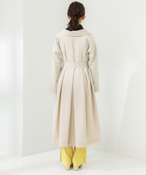 STUDIOUS（ステュディオス）の「【STUDIOUS】バックタックシングルコート（トレンチコート・レディース・ベージュ/ネイビー/ピンク・1/2）」の10枚目の写真