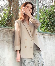 SNIDEL�i�X�i�C�f���j�́u�V�[�X���[�X���[�u�W���P�b�g�i�e�[���[�h�W���P�b�g�j�v